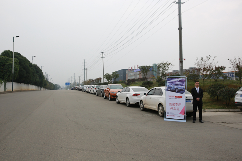 1511746786457872a7Nk.jpg C12A0989.JPG