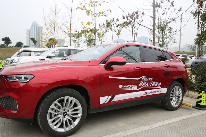 1511746799330542zoS1.jpg C12A1116.JPG