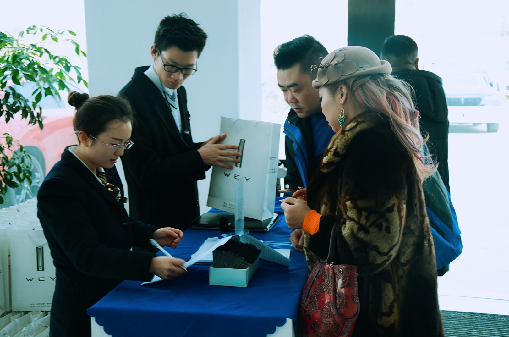 1517884243935909M82f.jpg 1517884243935909M82f.jpg