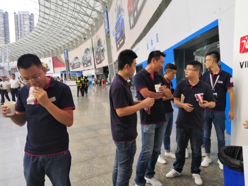 15369008428050847a7L.jpg 18.jpg