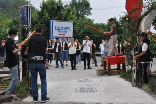 1570505957462620oODl.jpg 4.jpg