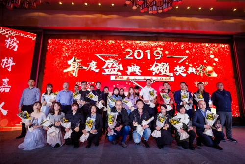 15794013112350042nQe.jpg AA0Q8814.jpg